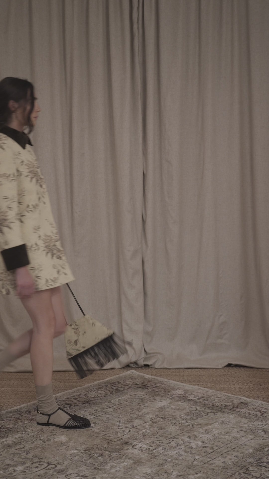 Video of model wearing one-of-a-kind vintage tapestry field jacket – Botteghe Oscure look 2